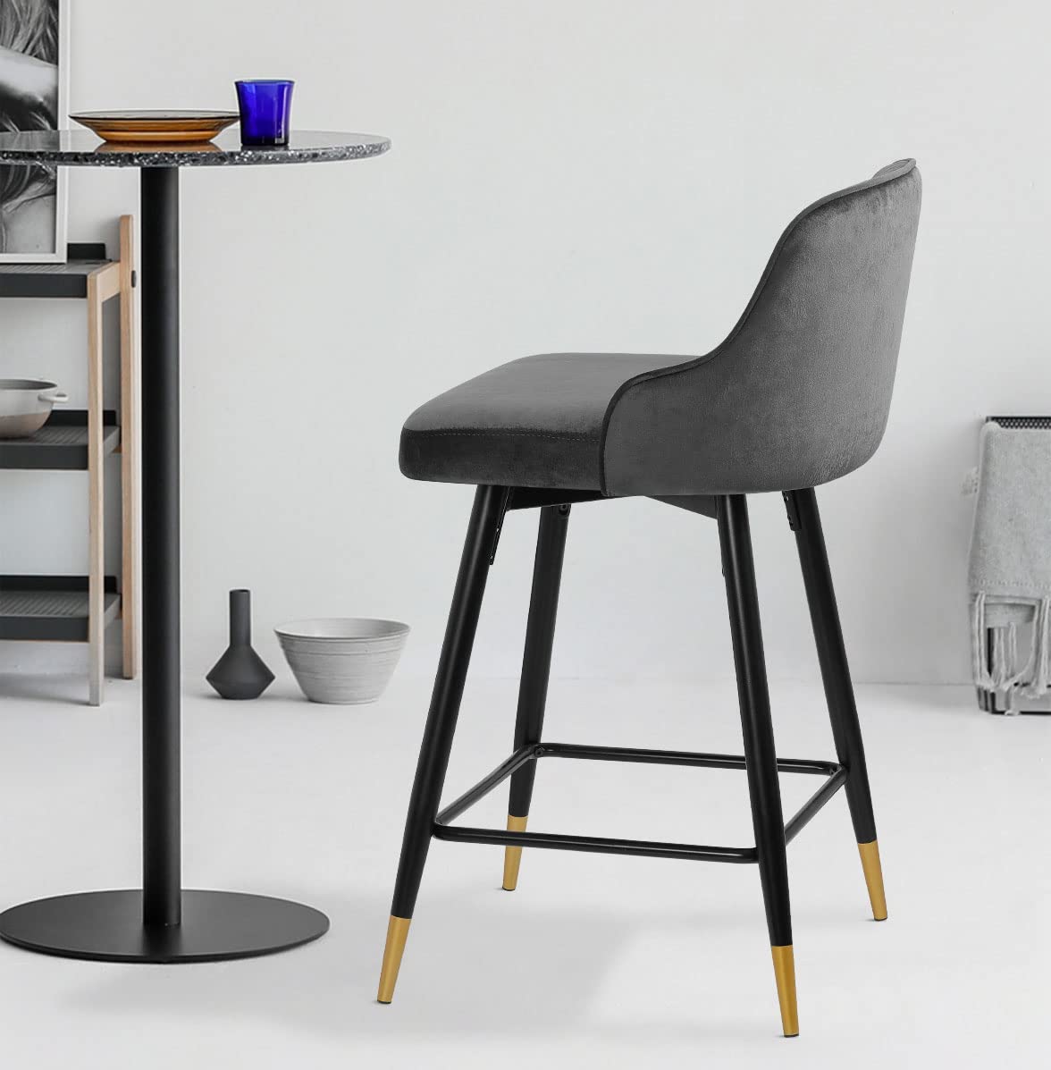 Bekrvio Upgraded Velvet Bar Stools Set of 2 – 360° Swivel Bar Chairs with Back & Footrest, Modern Kitchen Island Breakfast Stools, Support 150kg – New Version, Black