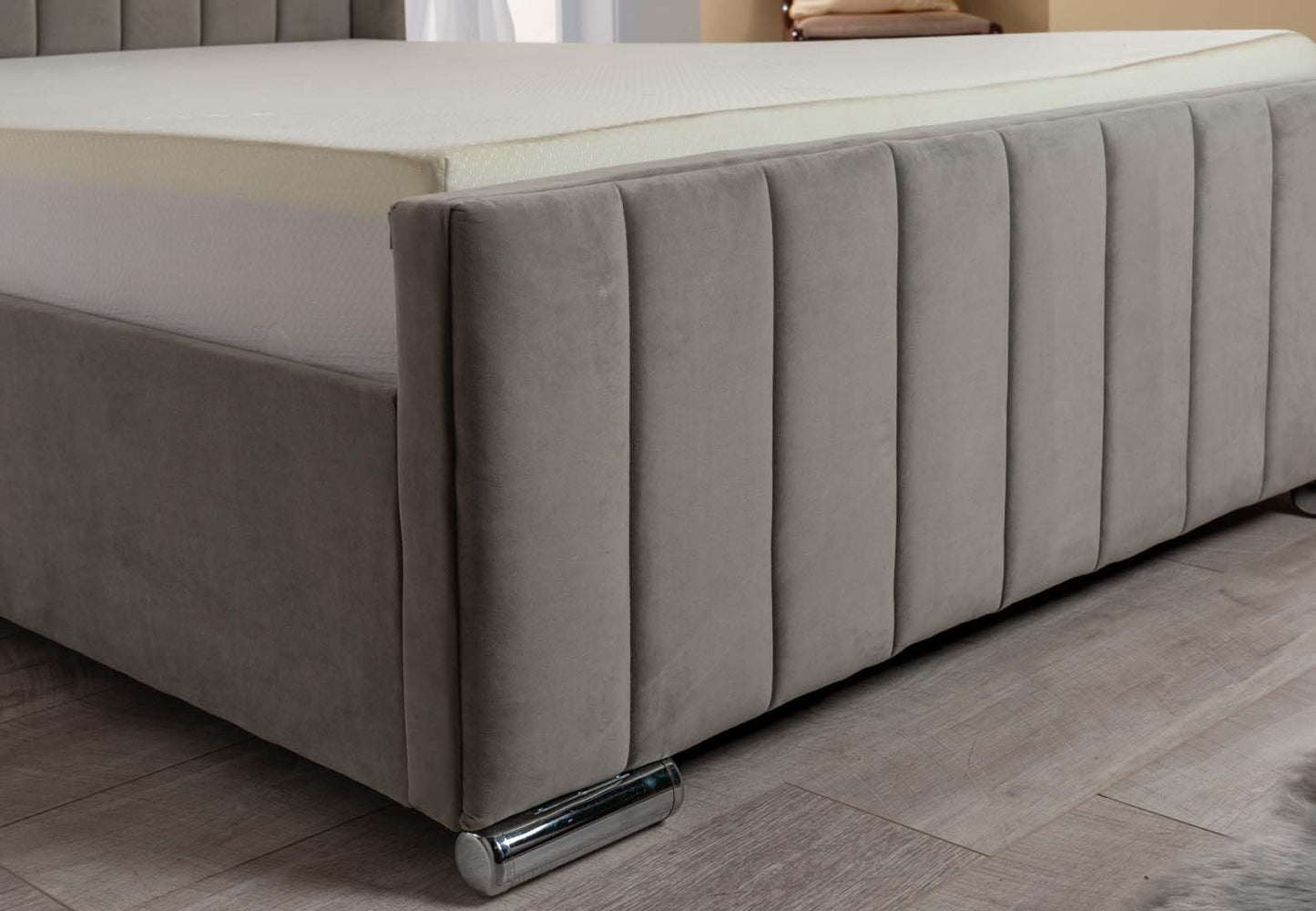 Wing Panel Ottoman Storage Bed (Gas Lift), Sleep Factorys Madison Steel Plush Velvet Upholstered Bed Frame - 6ft Super King (180 x 200 cm)